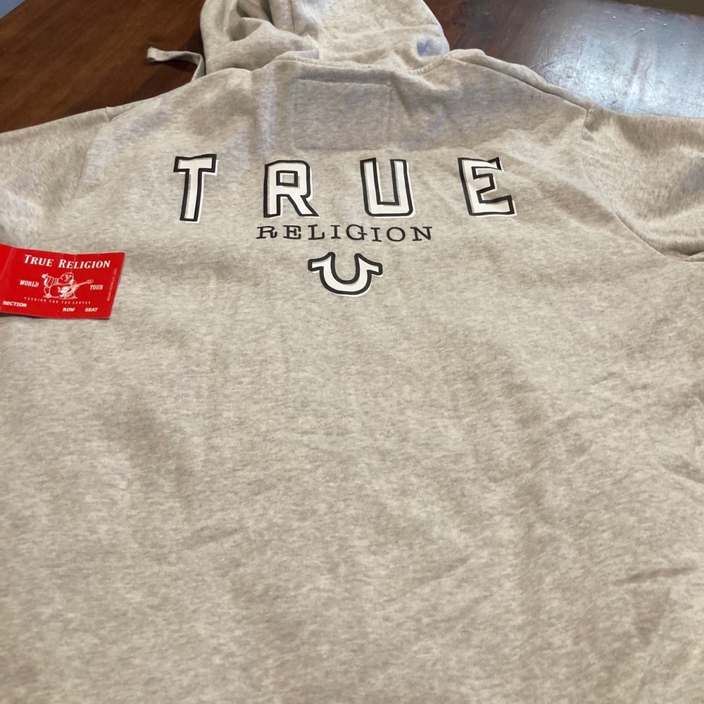 Men’s sweater
